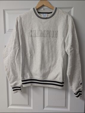 Champion Light Heather Gray Crewneck Sweatshirt with Striped Trim